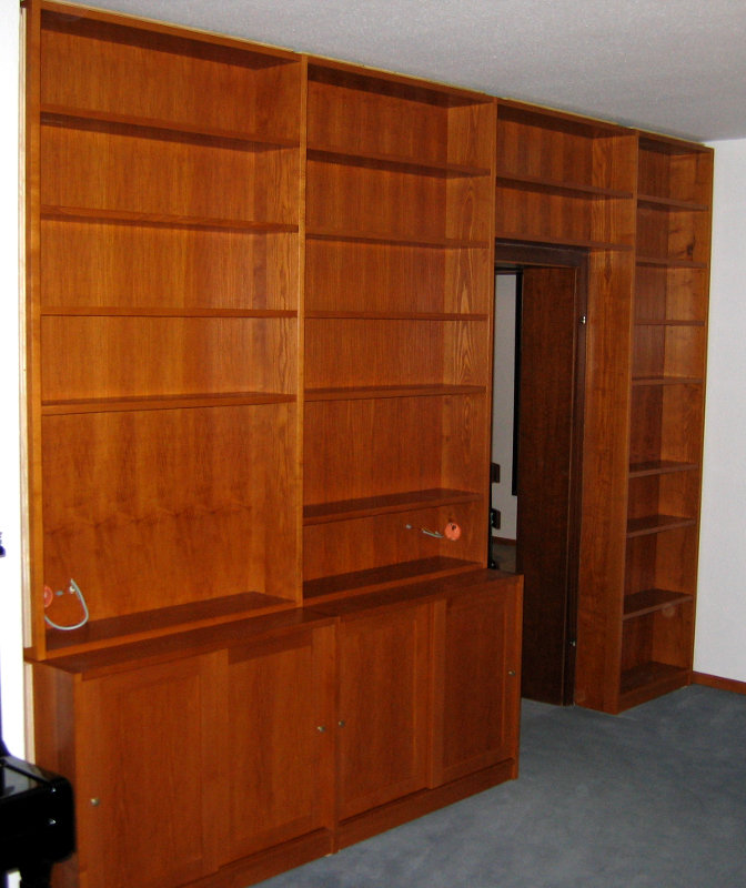 Einbauwand Esche massiv